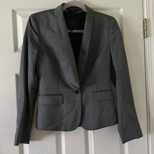 Gray blazer size 6